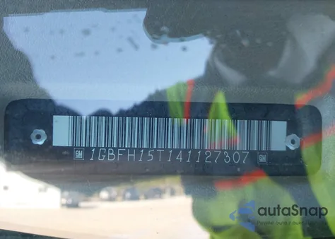 2004 Chevrolet Express from USA, damaged, VIN 1GBFH15T141127307